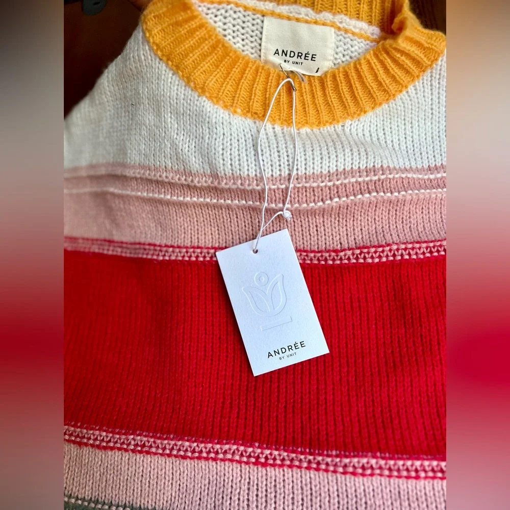 Andrée by Unit
Multicolor Sweater - Picture 6 of 8